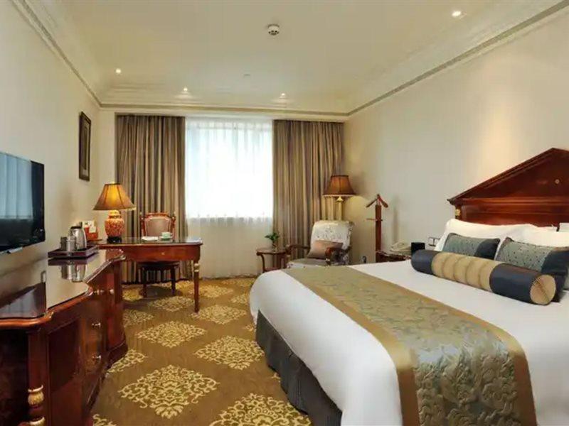 上海南新雅皇冠假日酒店 外观 照片 Deluxe Room